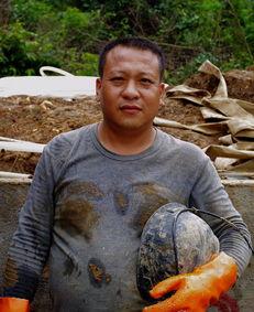 柬埔寨矿山大哥爆料视频,揭秘真实矿工生活 第2张 柬埔寨矿山大哥爆料视频,揭秘真实矿工生活 第2张